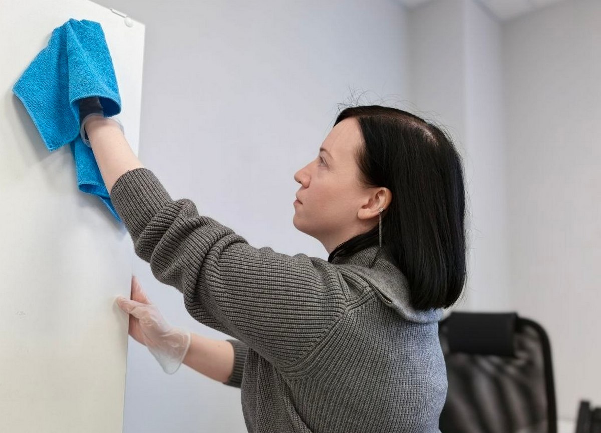 В BELEXPO поддержали республиканский субботник работами по благоустройству и наведению порядка